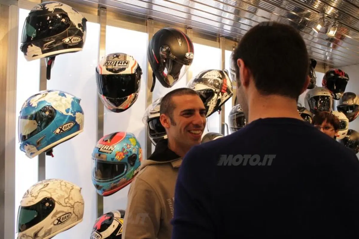 Marco Melandri a EICMA: "Sykes è il favorito SBK 2013"