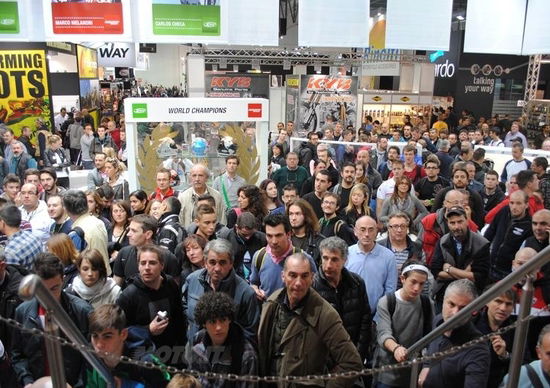 EICMA 2012: oltre 500.000 persone hanno visitato la fiera