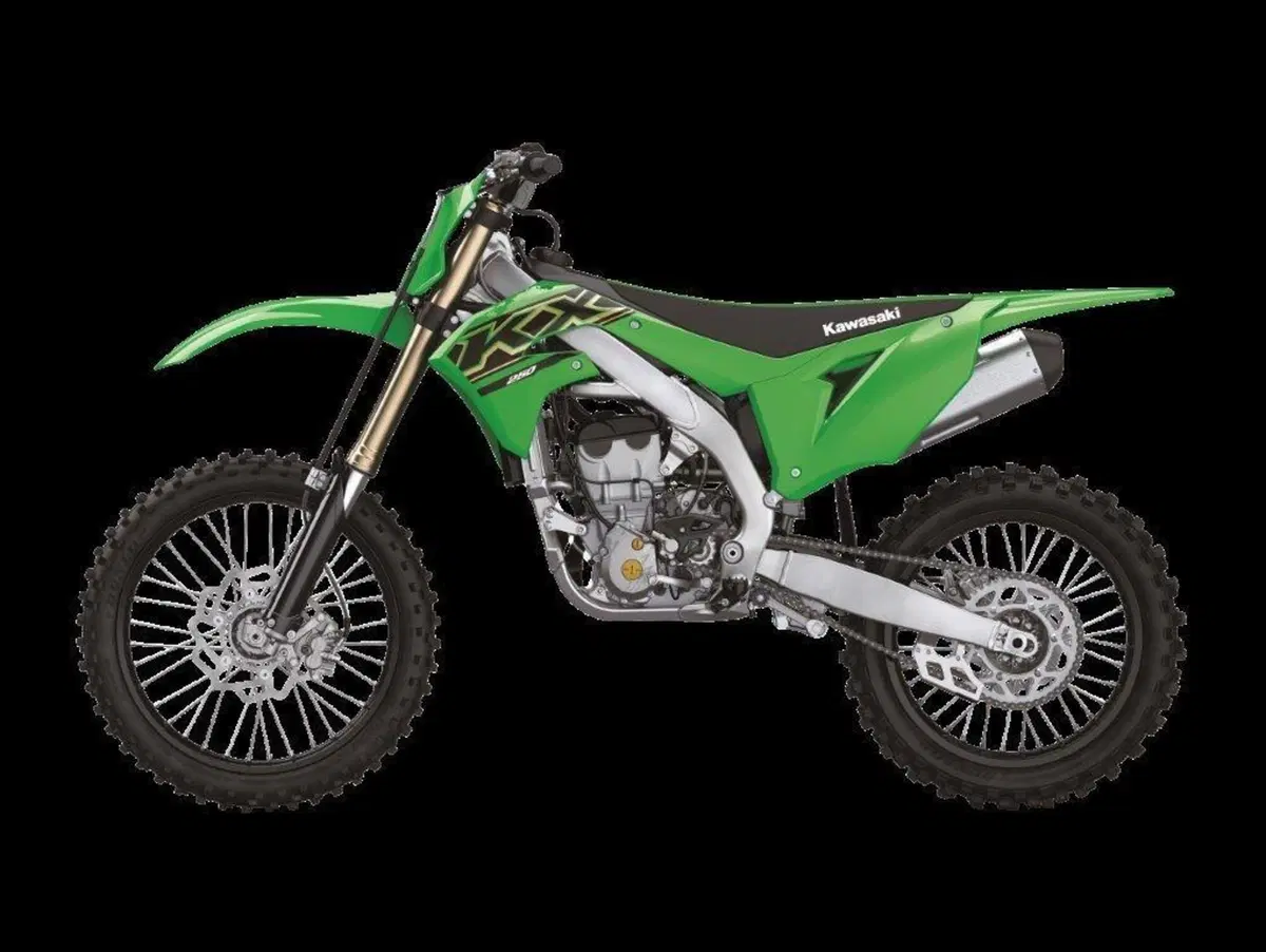 Kawasaki KX 250 e 450 2021: TEST, balzo in avanti della 250, tutta nuova (6)