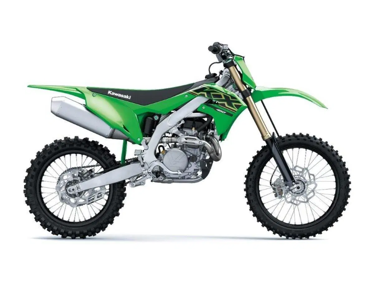 Kawasaki KX 250 e 450 2021: TEST, balzo in avanti della 250, tutta nuova (16)