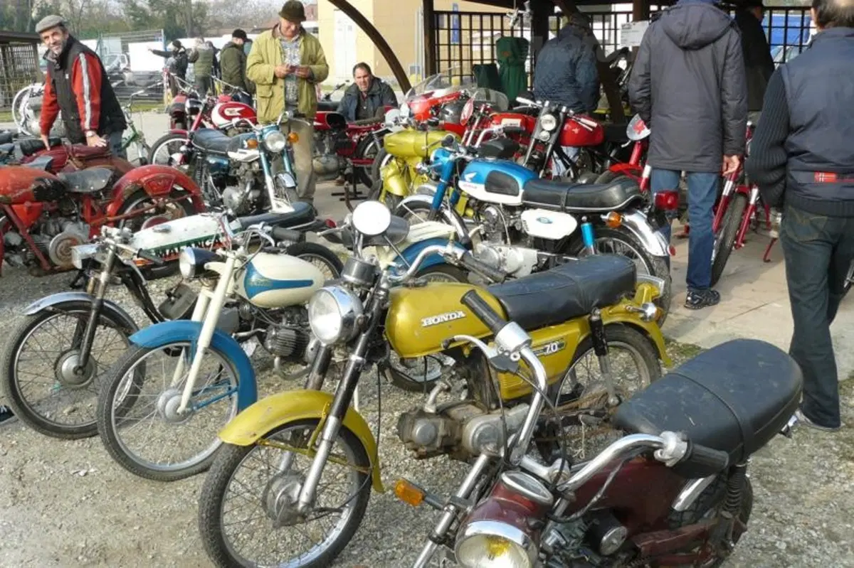 Massimo Clarke: "Le moto storiche a Novegro" (4)