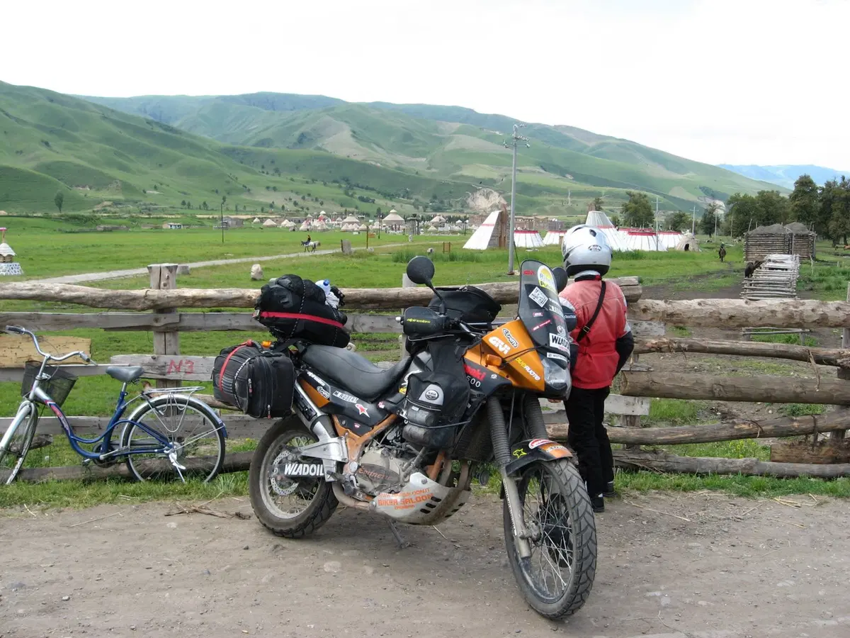 Viaggi in moto. Moto raid in Cina (15)