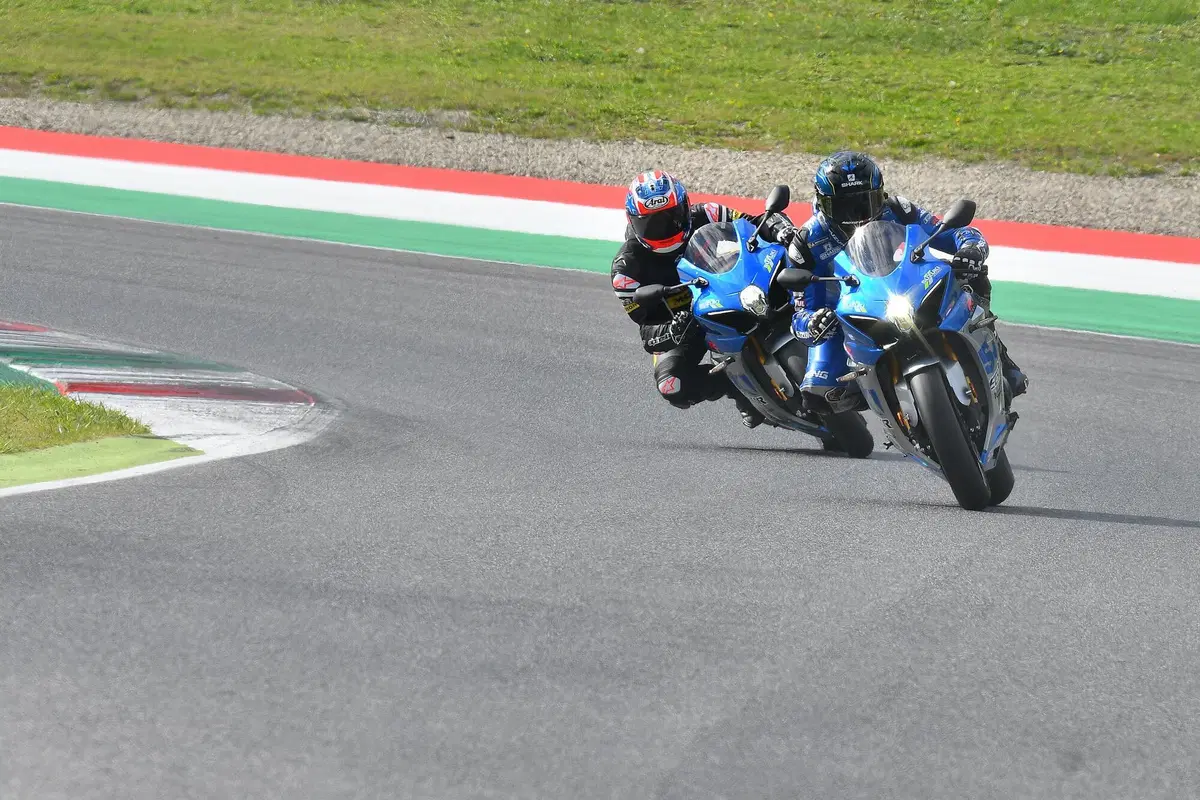 Suzuki GSX-R 1000R Anniversary. Tanti auguri, Gixxer! (7)