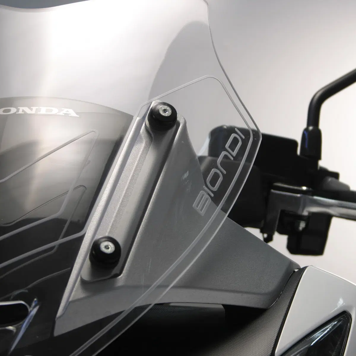 Cupolino, parabrezza e portatarga Biondi per Honda Integra (3)
