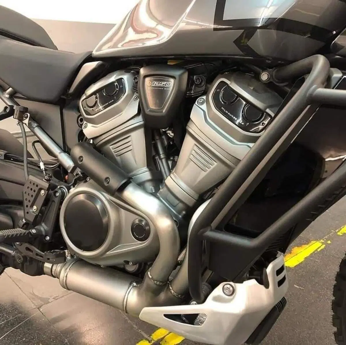 Harley-Davidson Pan America 1250. Ecco la versione di serie (8)
