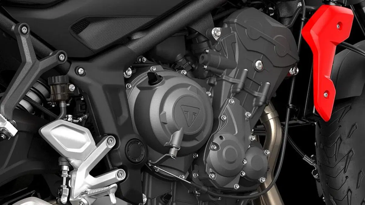 Triumph Trident 660: entry level solo di nome (2)