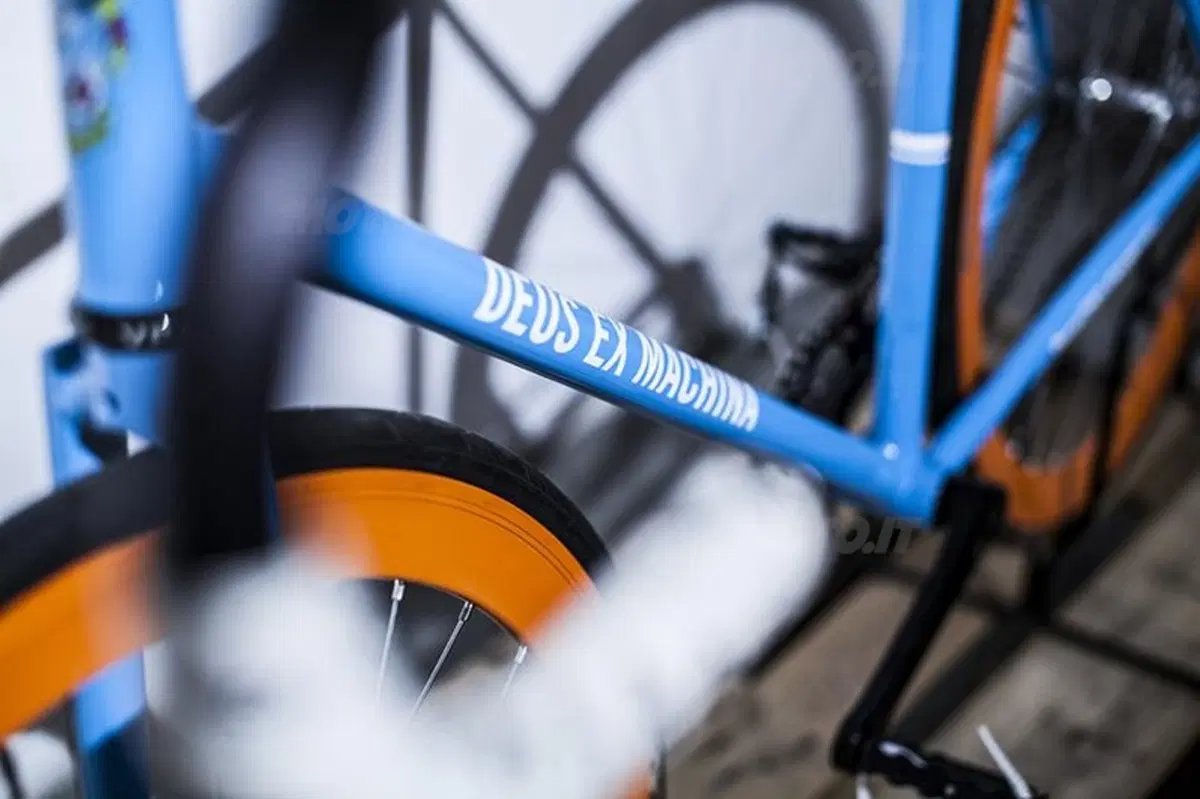 Esordio fuorisalone per Deus Ex Machina Italy