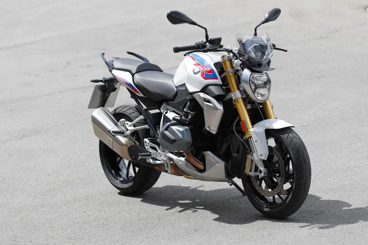 Bmw R 1250 R R 1250 R (2021 - 25) (18)