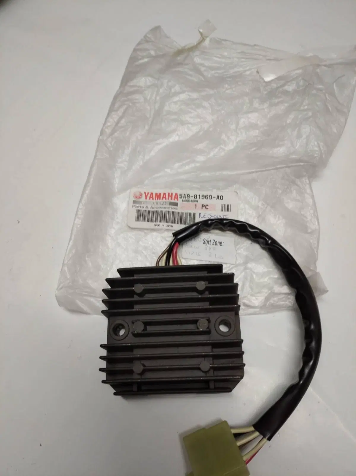 REGOLATORE TENSIONE YAMAHA XT660Z92/93-XTZ750
