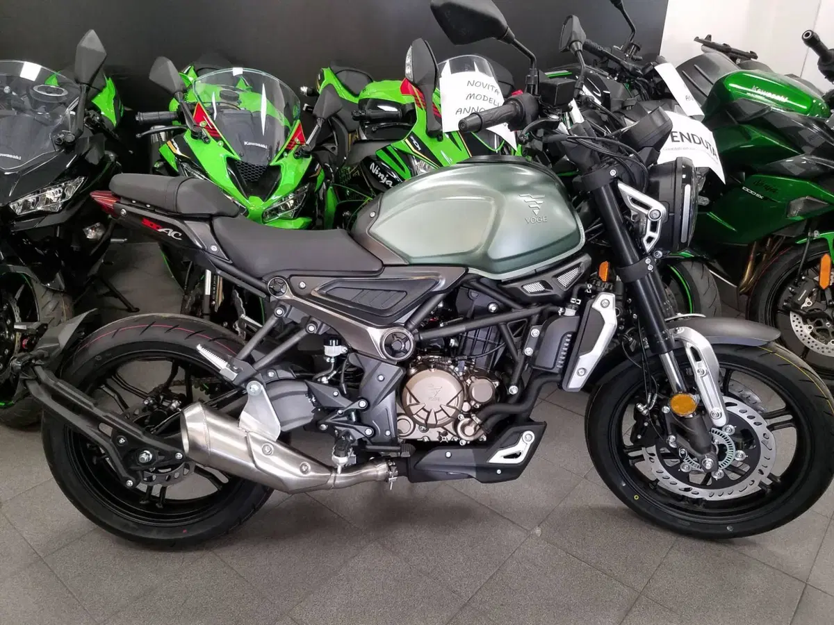 Voge Trofeo 300AC (2021 - 26) (5)