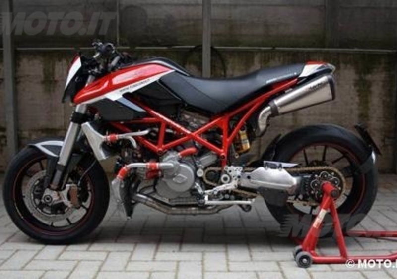 Le Strane di Moto.it Ducati Hyper Evo Testastretta