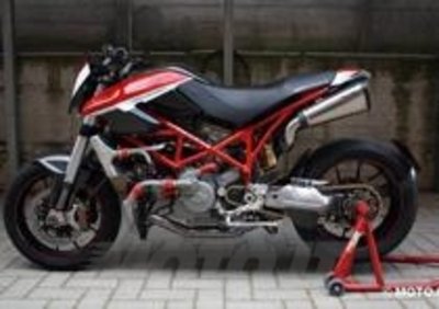 Le Strane di Moto.it Ducati Hyper Evo Testastretta