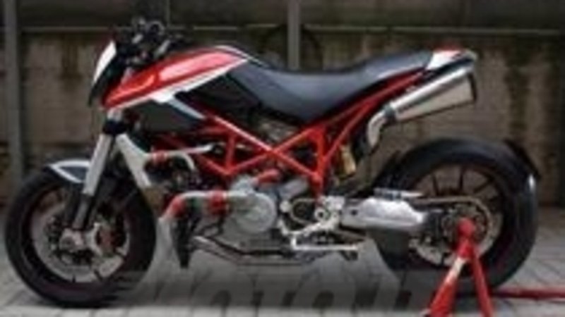 Le Strane di Moto.it Ducati Hyper Evo Testastretta