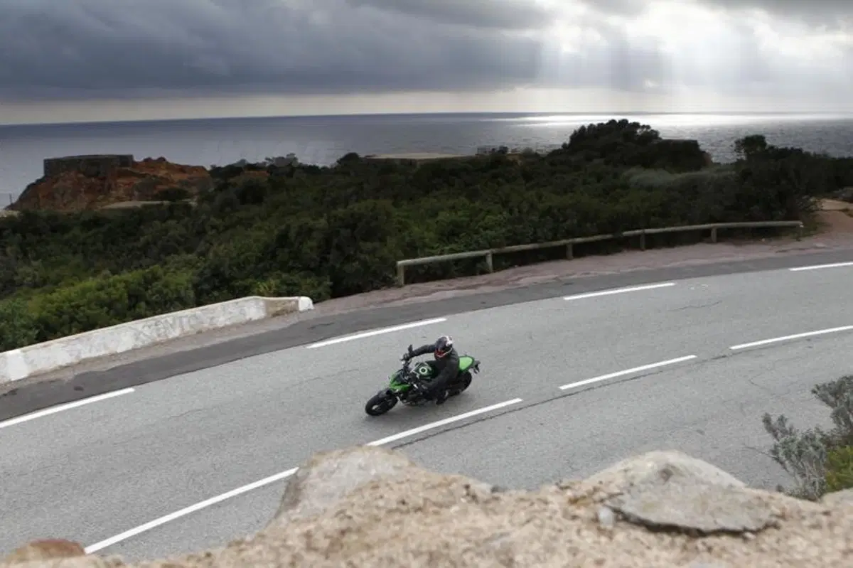 Kawasaki Z800 2013   (2)