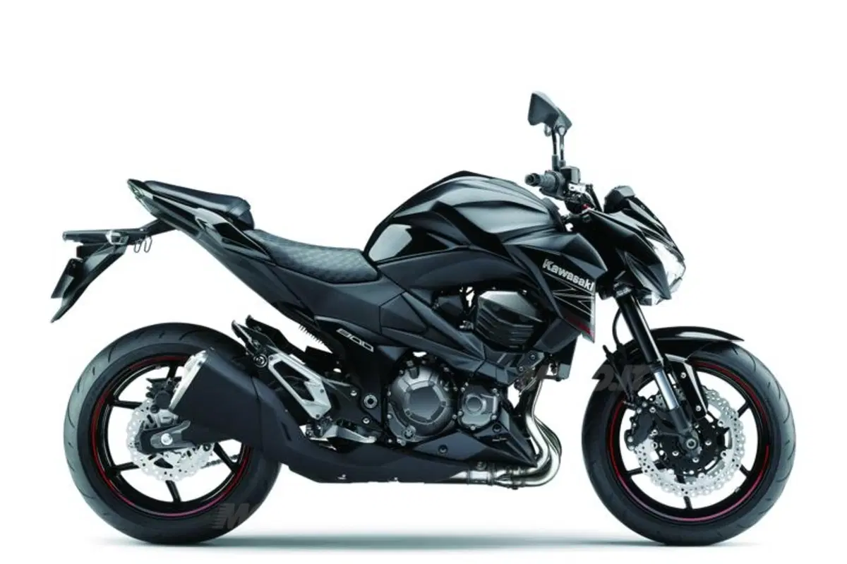 Kawasaki Z800 2013   (45)