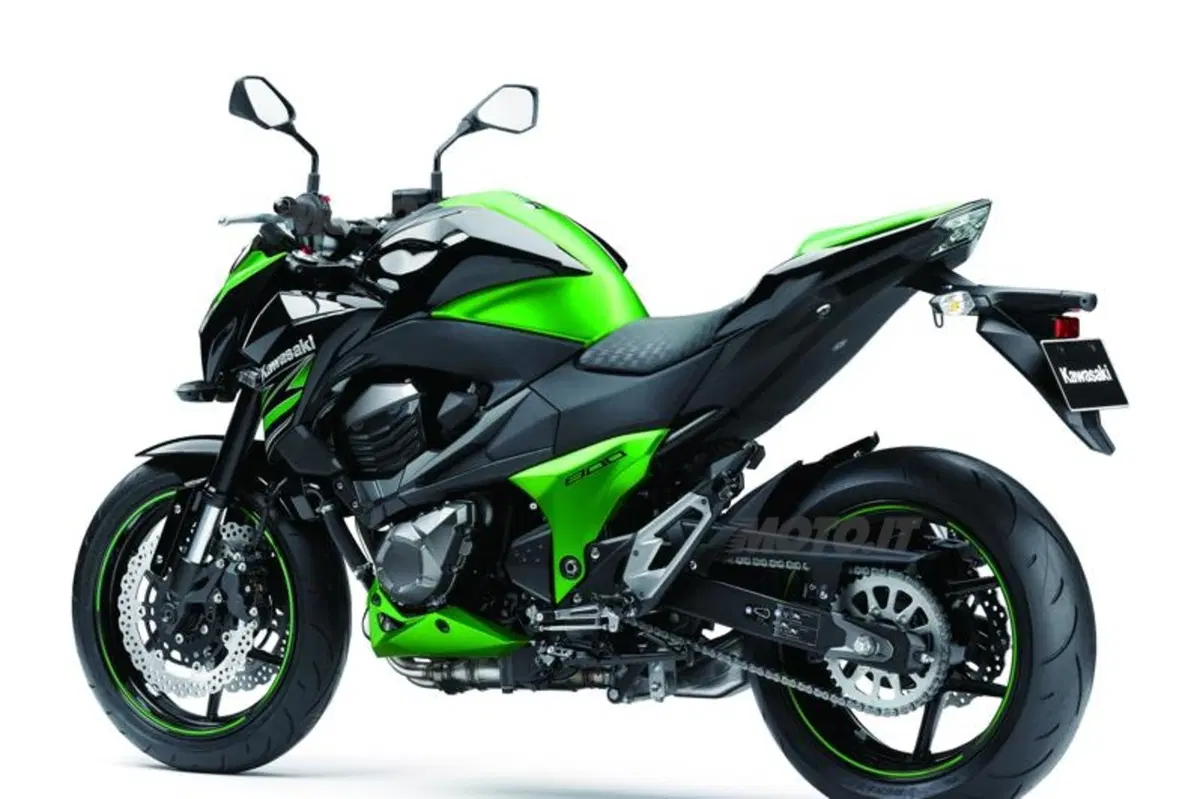 Kawasaki Z800 2013   (46)