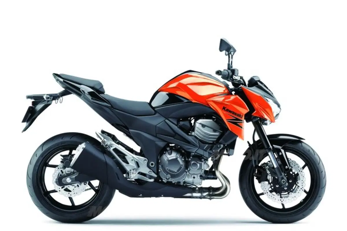 Kawasaki Z800 2013   (59)