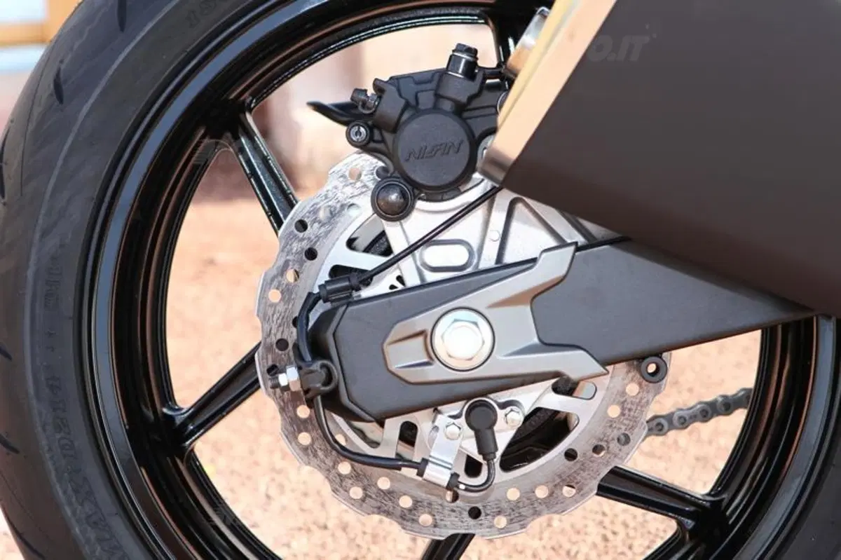 Kawasaki Z800 2013   (73)