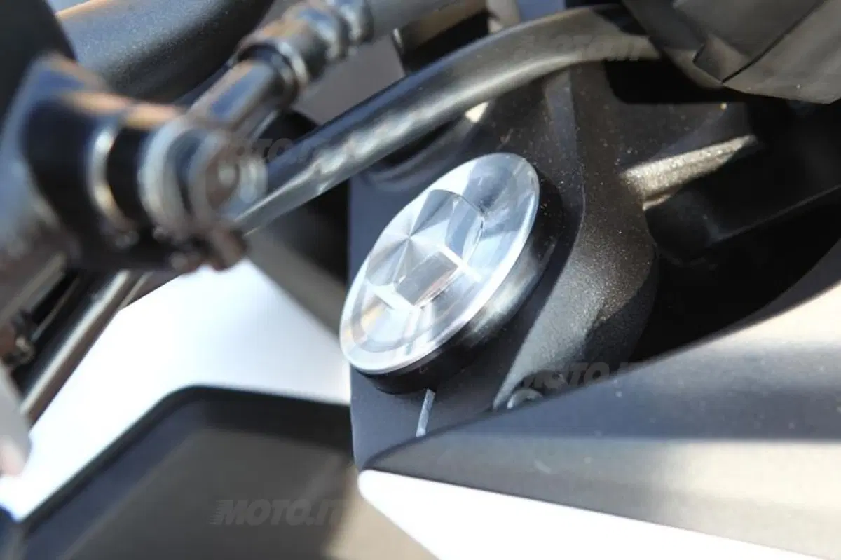 Kawasaki Z800 2013   (75)