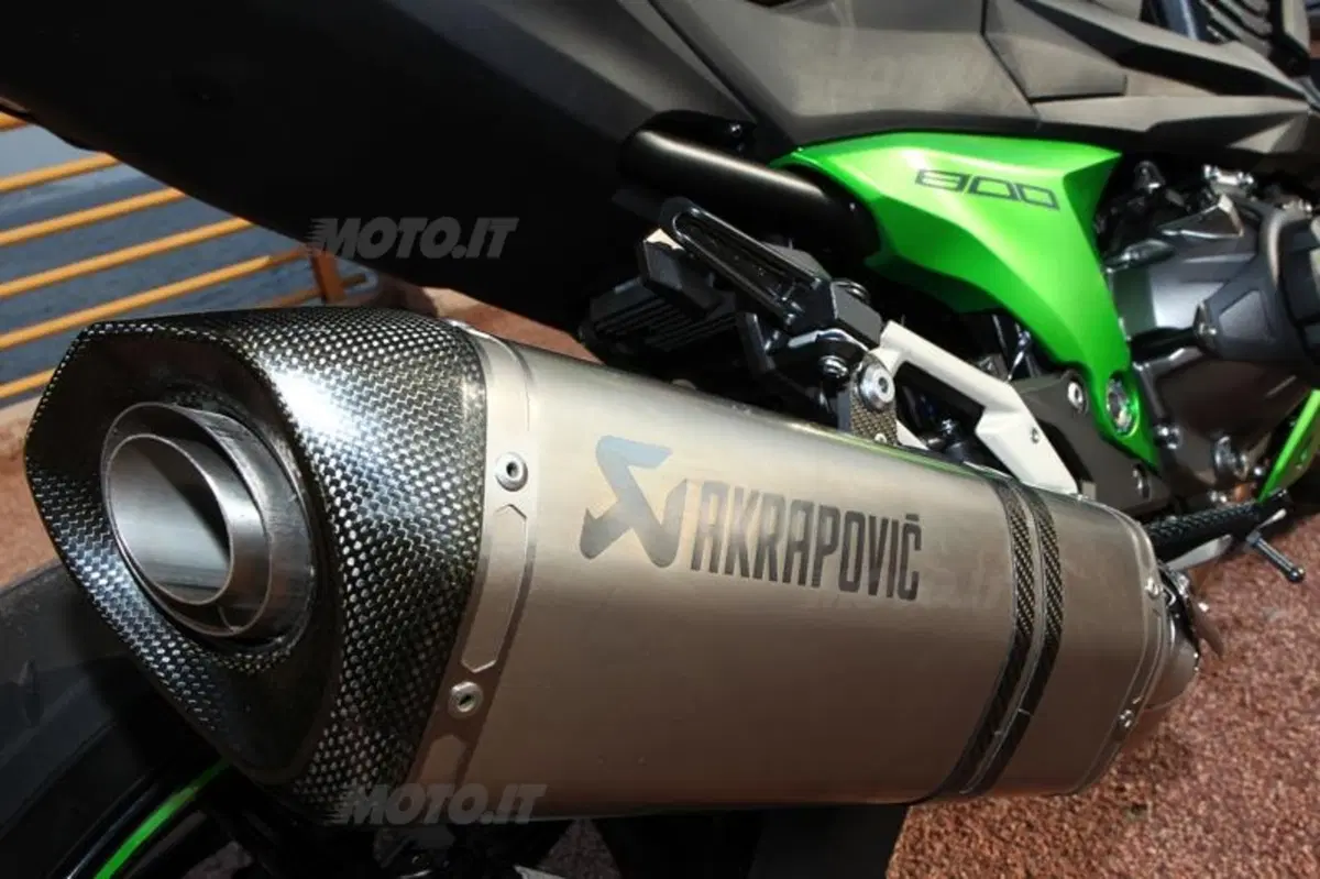 Kawasaki Z800 2013   (101)