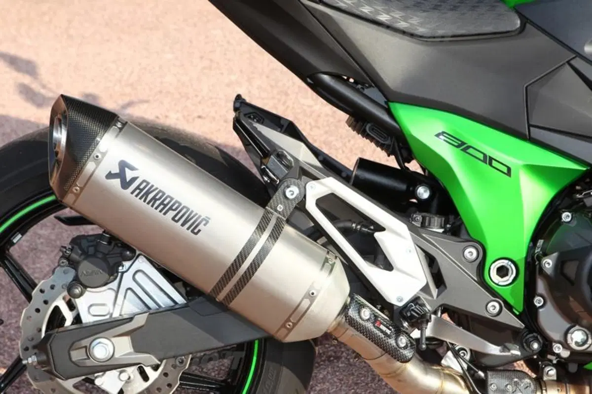Kawasaki Z800 2013   (104)