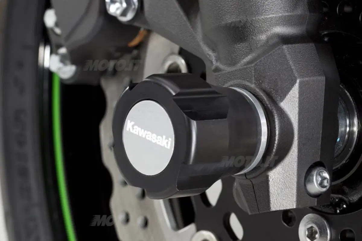 Kawasaki Z800 2013   (108)
