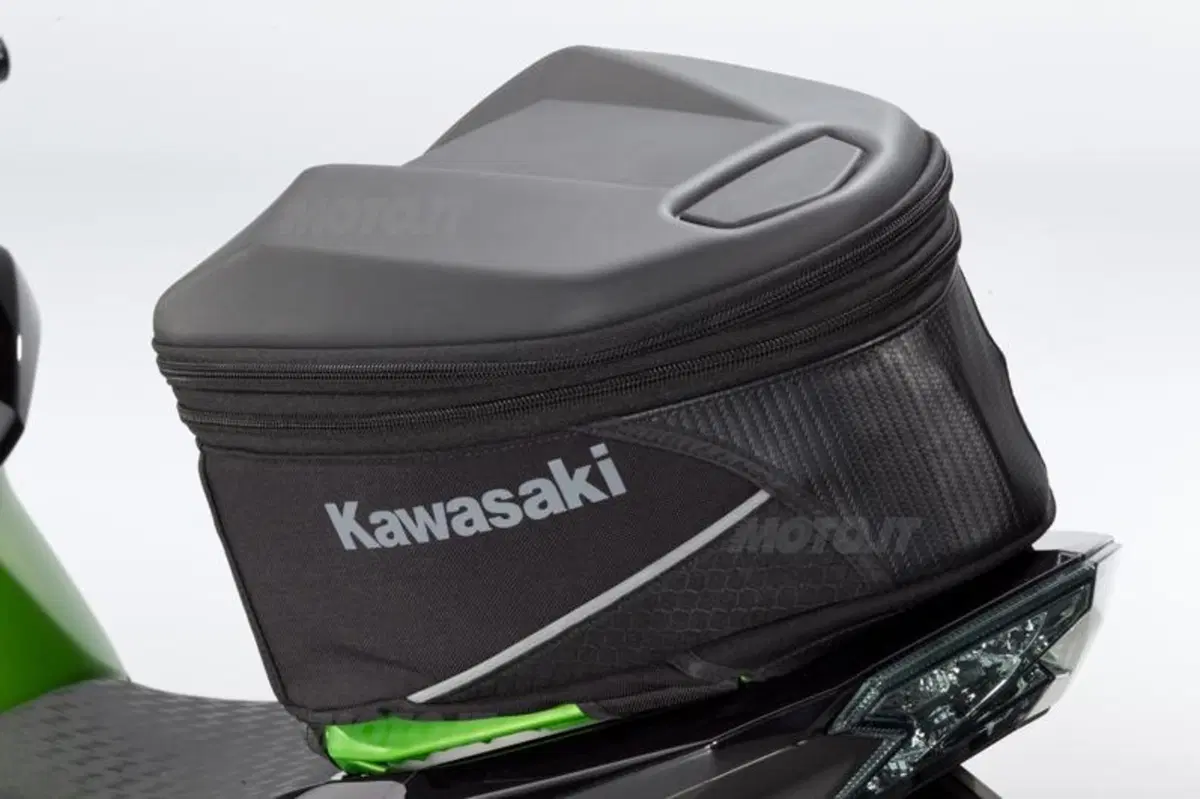 Kawasaki Z800 2013   (110)