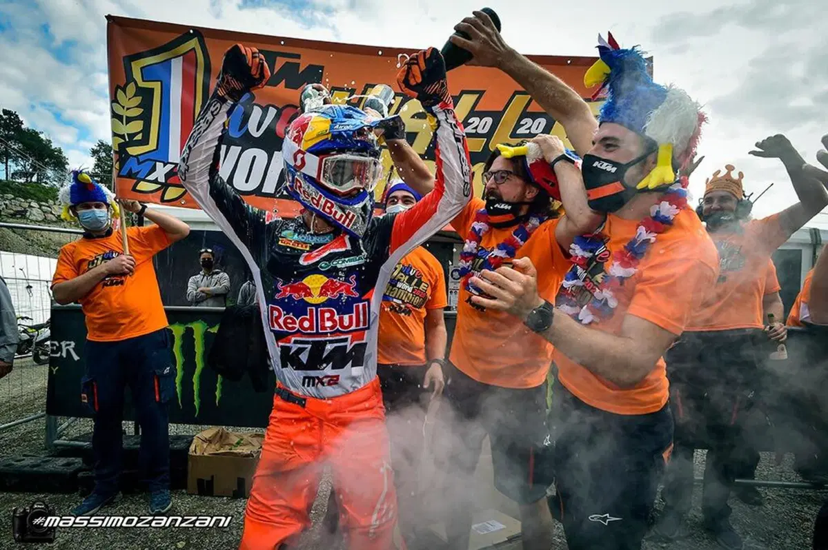 MX 2020. Tim Gajser e Tom Vialle si aggiudicano i titoli MXGP e MX2 a Pietramurata (3)