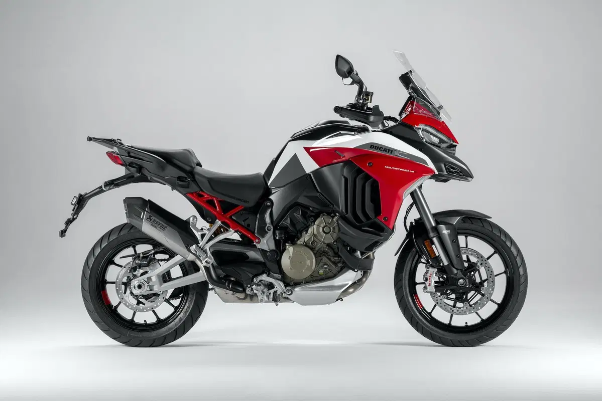 Ducati Multistrada V4 2021: foto e scheda tecnica (5)