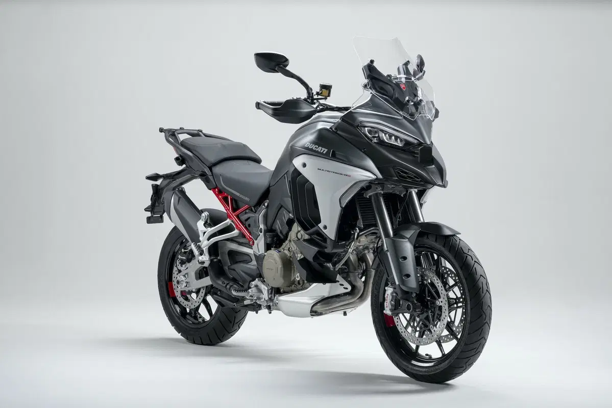 Ducati Multistrada V4 2021: foto e scheda tecnica (11)
