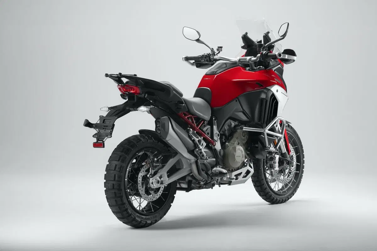 Ducati Multistrada V4 2021: foto e scheda tecnica (16)