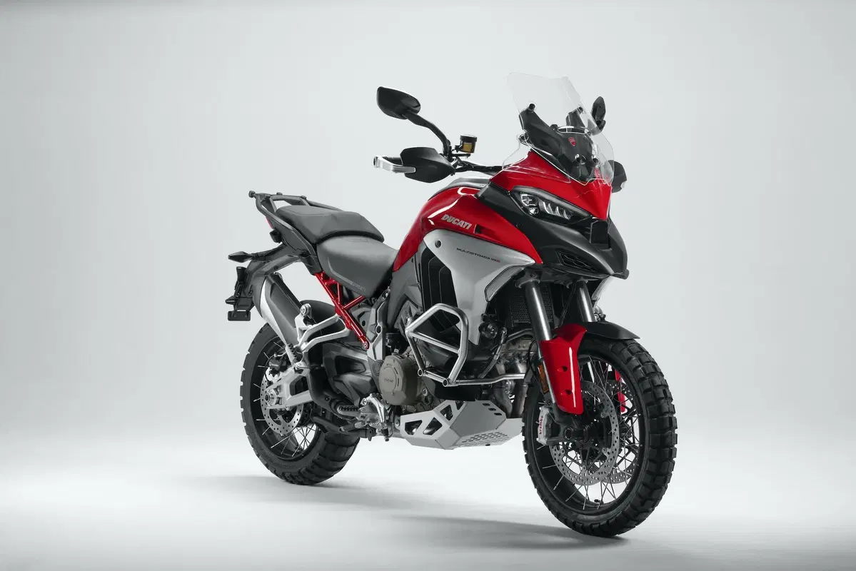 Ducati Multistrada V4 2021: foto e scheda tecnica (17)