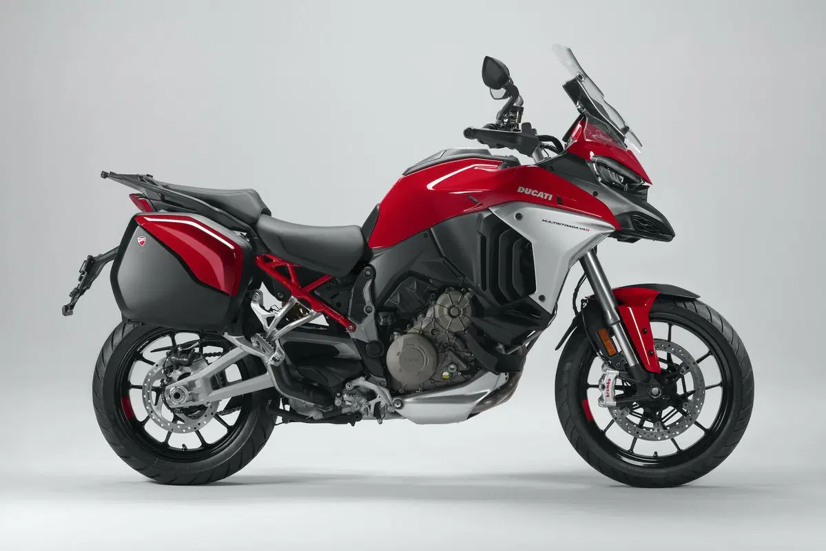 Ducati Multistrada V4 2021: foto e scheda tecnica (19)