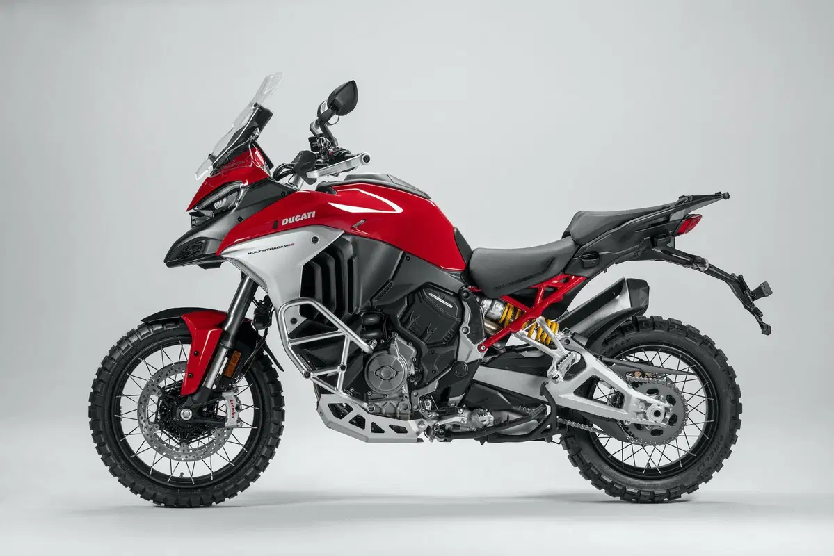Ducati Multistrada V4 2021: foto e scheda tecnica (23)