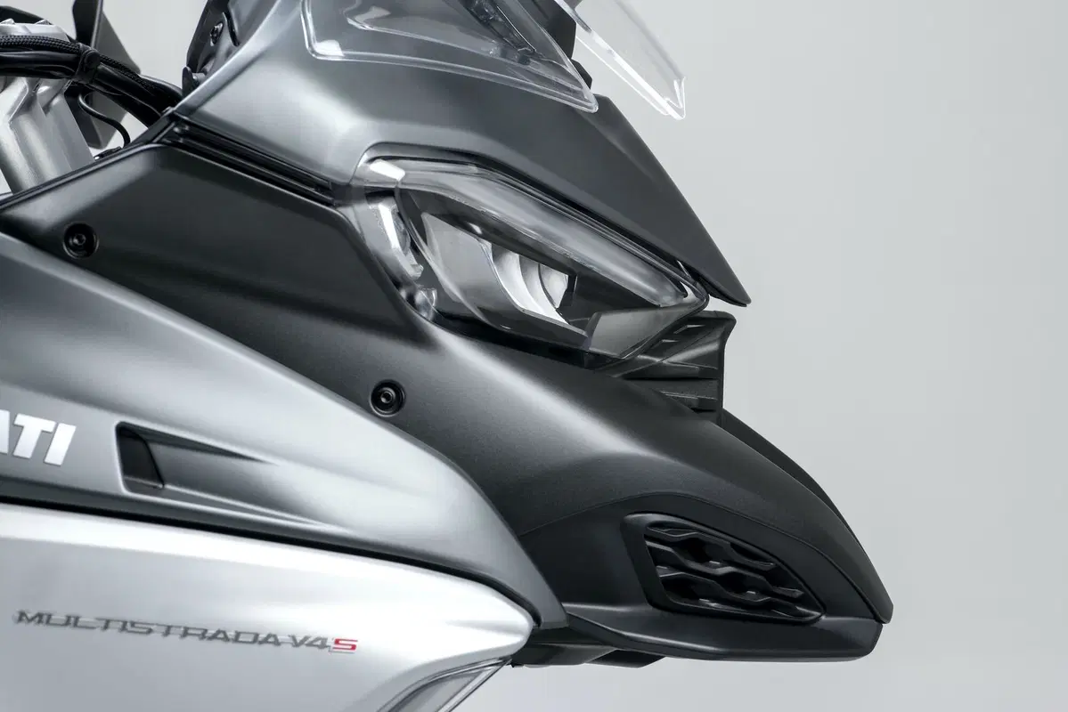 Ducati Multistrada V4 2021: foto e scheda tecnica (26)