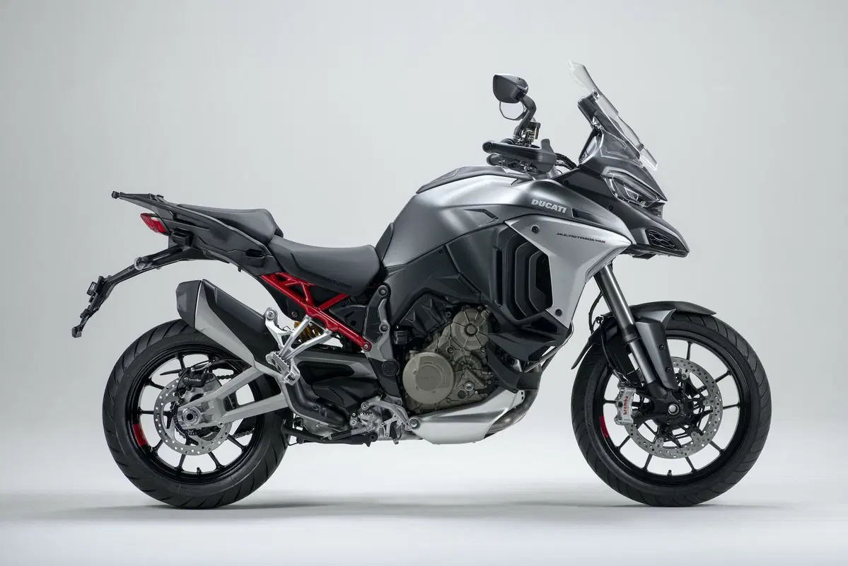 Ducati Multistrada V4 2021: foto e scheda tecnica (38)