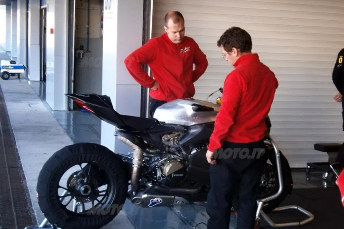 Test Jerez. Hayden il più veloce, Melandri velocissimo (15)
