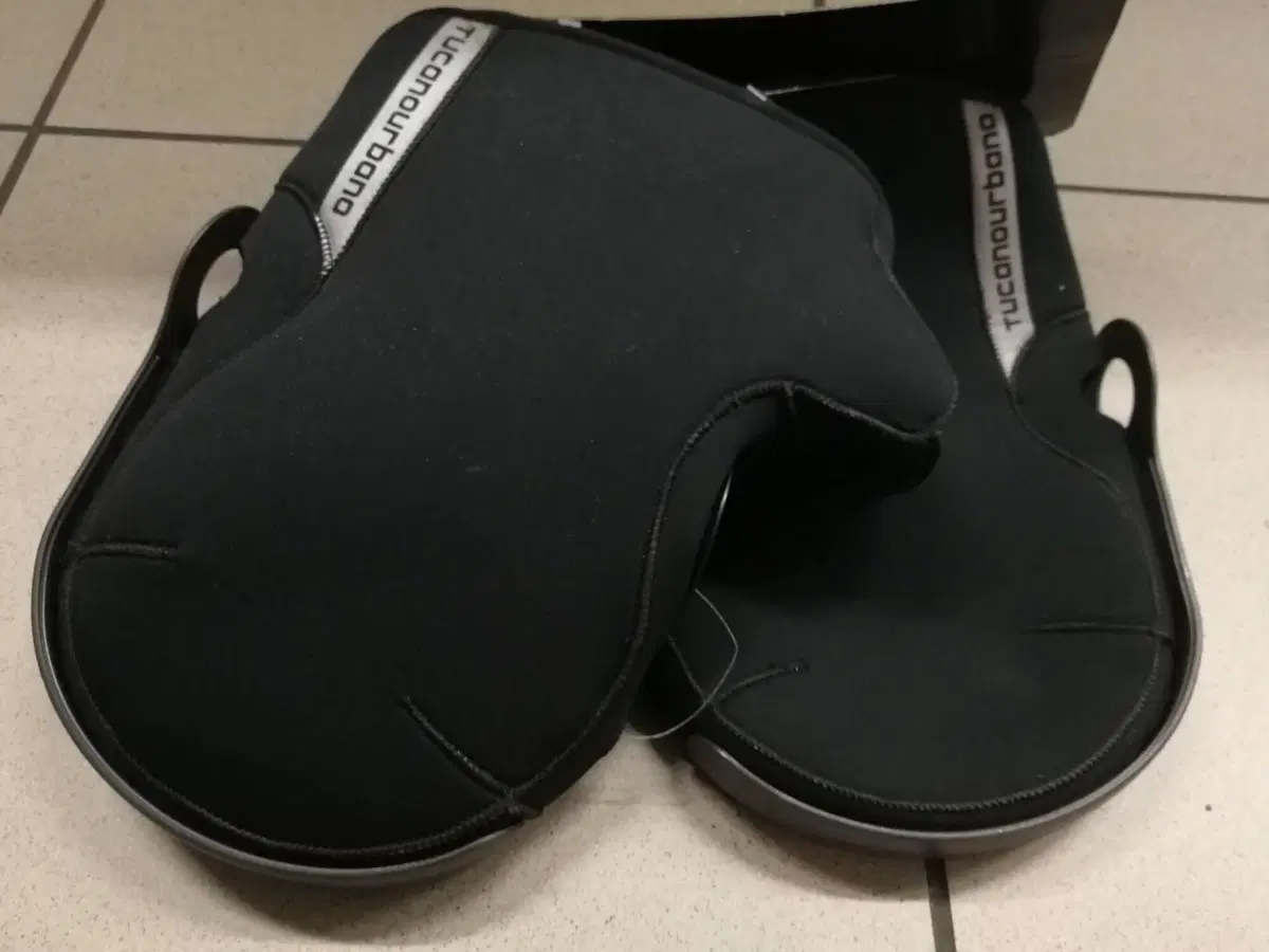 MANOPOLE NEOPRENE CARENATE Tucano Urbano (2)