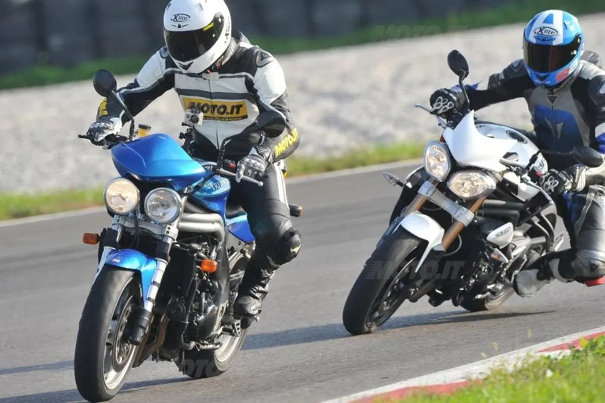 Triumph Speed Triple | Generazioni a confronto   (2)