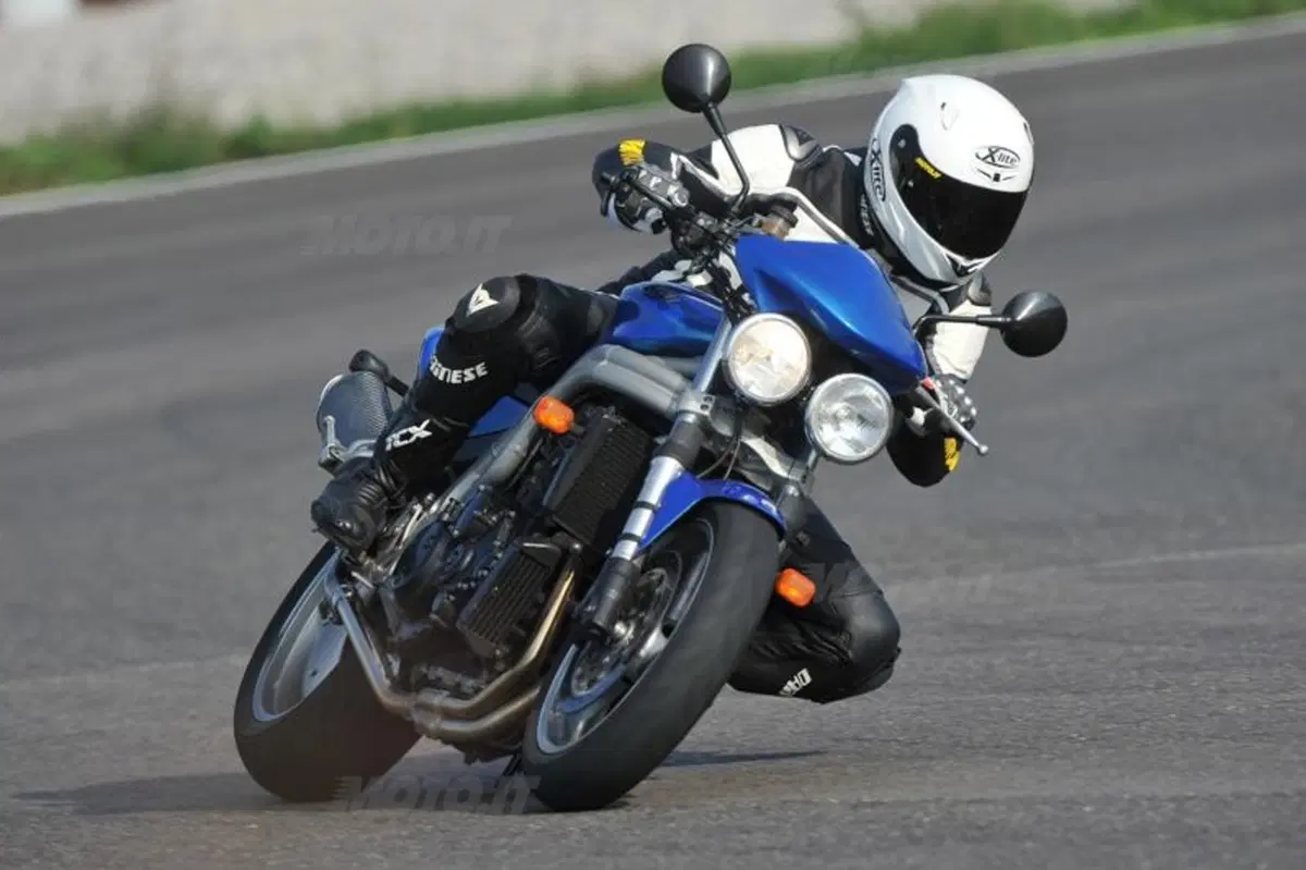 Triumph Speed Triple | Generazioni a confronto   (9)