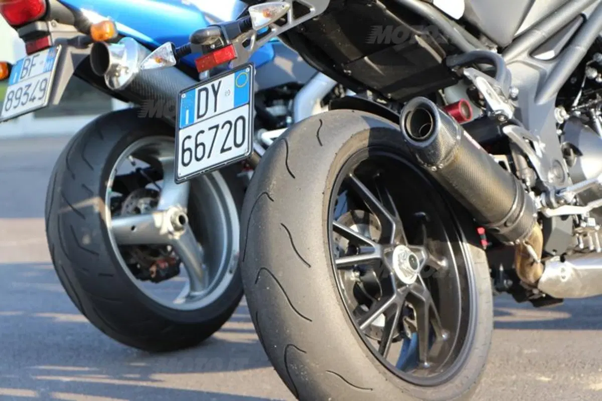 Triumph Speed Triple | Generazioni a confronto   (24)