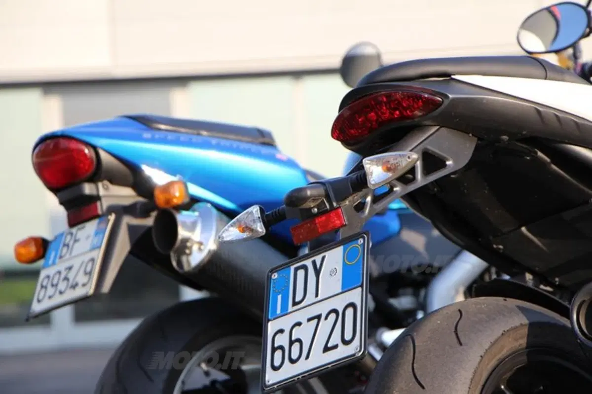 Triumph Speed Triple | Generazioni a confronto   (25)