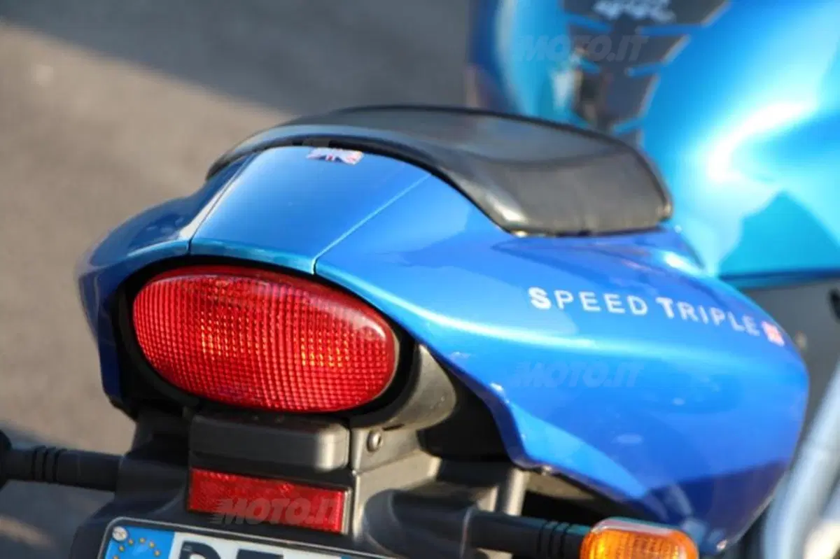 Triumph Speed Triple | Generazioni a confronto   (28)