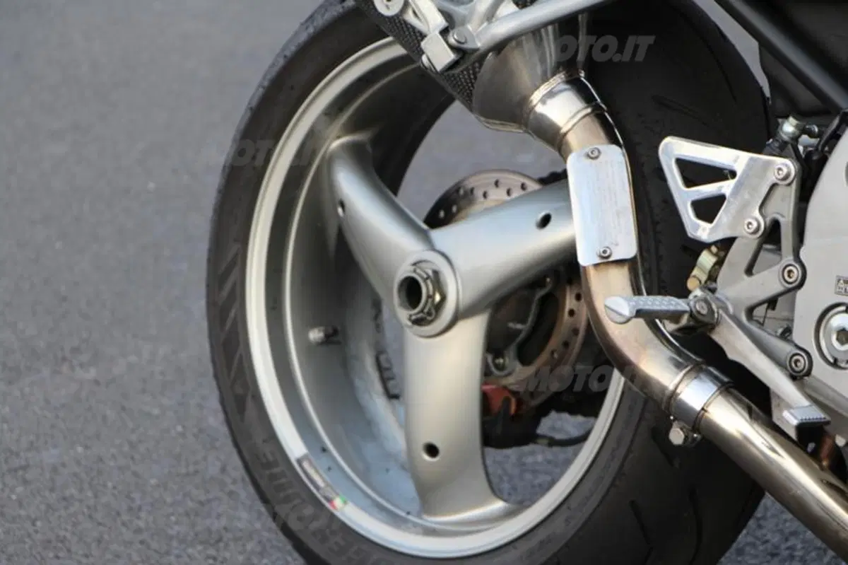 Triumph Speed Triple | Generazioni a confronto   (34)