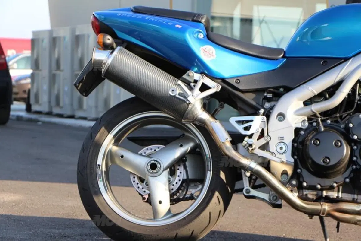 Triumph Speed Triple | Generazioni a confronto   (36)