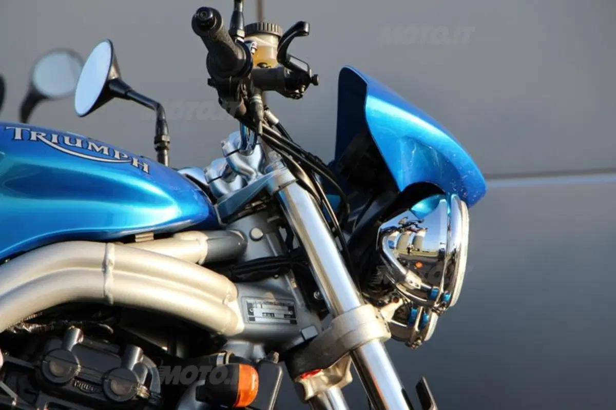Triumph Speed Triple | Generazioni a confronto   (39)