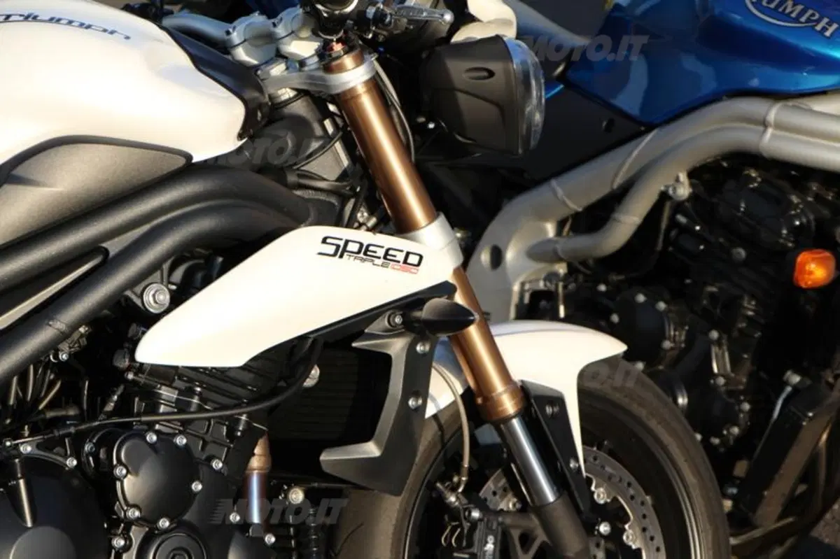Triumph Speed Triple | Generazioni a confronto   (57)