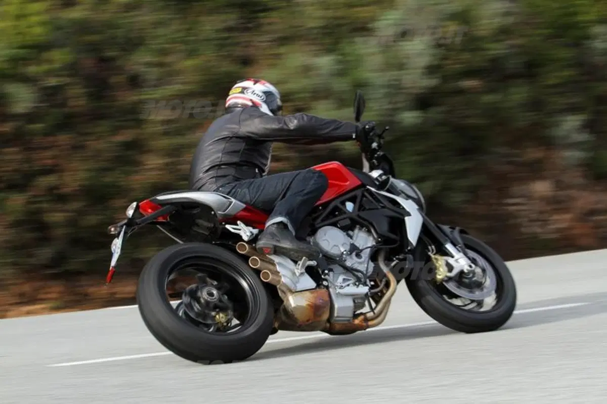 MV Agusta Brutale 800  