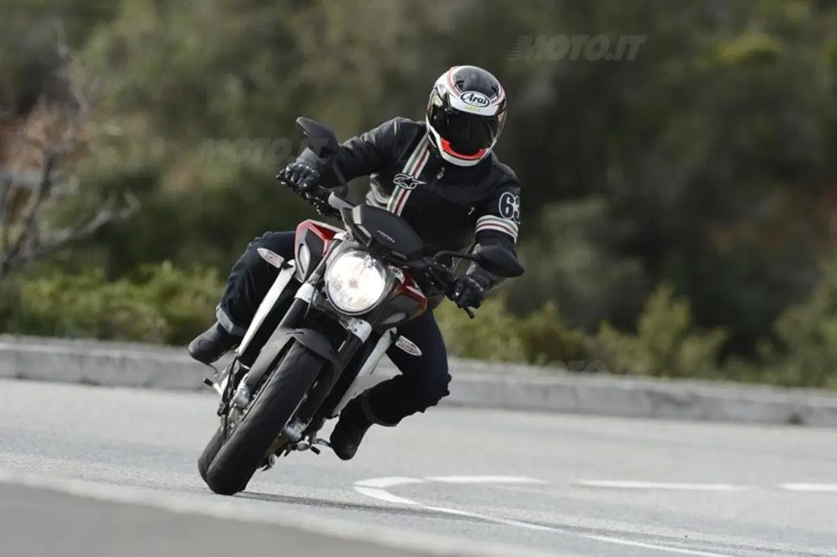 MV Agusta Brutale 800   (5)