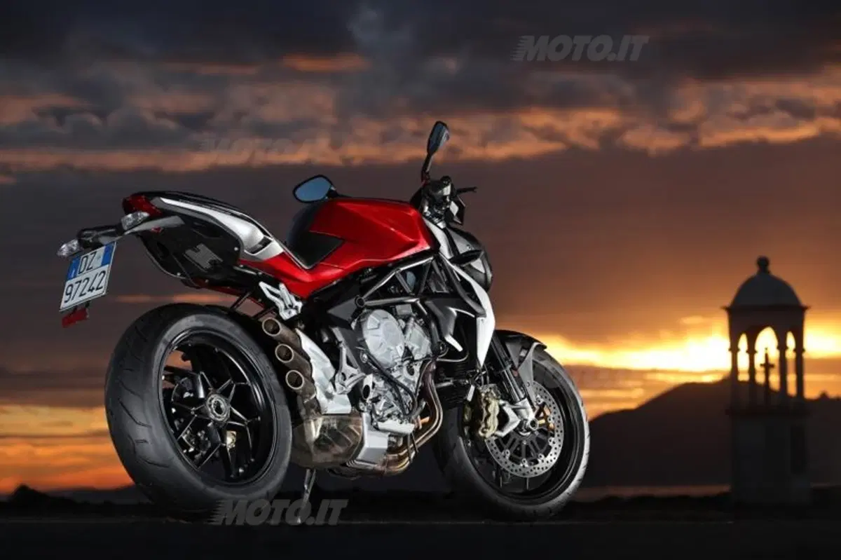 MV Agusta Brutale 800   (33)